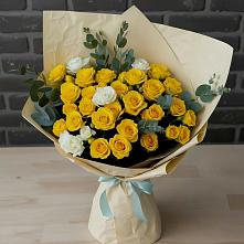 Букет цветов из:  Розы в Анжеро-Судженске