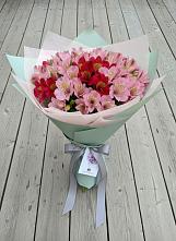 Букет цветов из:  Альстромерии в Анжеро-Судженске