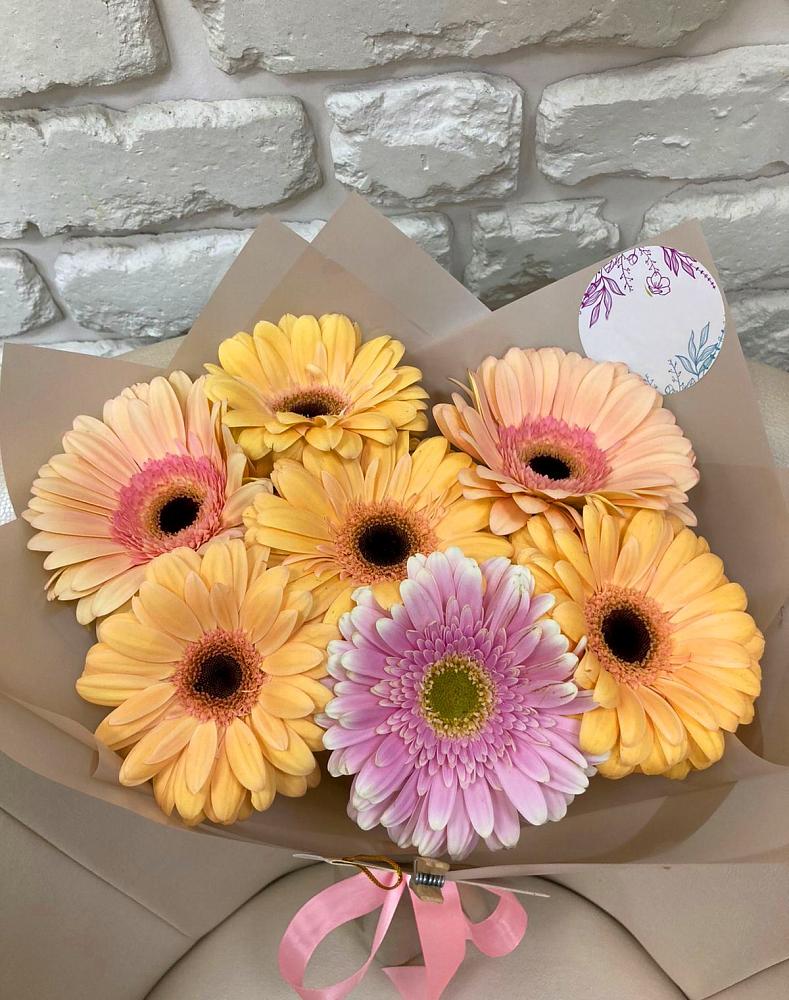 Букет Любимые краски в Анжеро-Судженске Букет цветов из: Герберы в Анжеро-Судженске